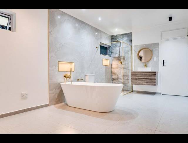 4 BEDROOM HOUSE FOR SALE IN GLEN MARAIS